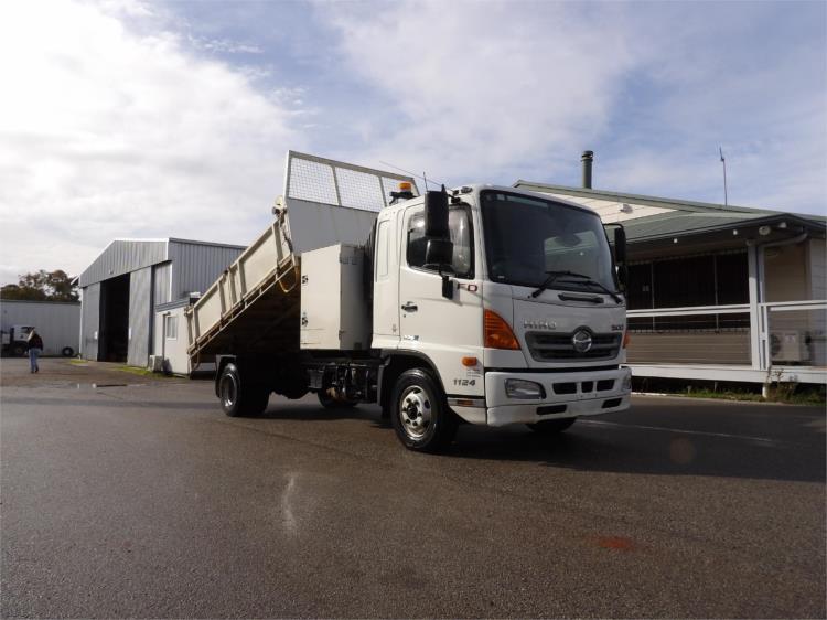 2016 Hino 500 Series Tipper FD1124