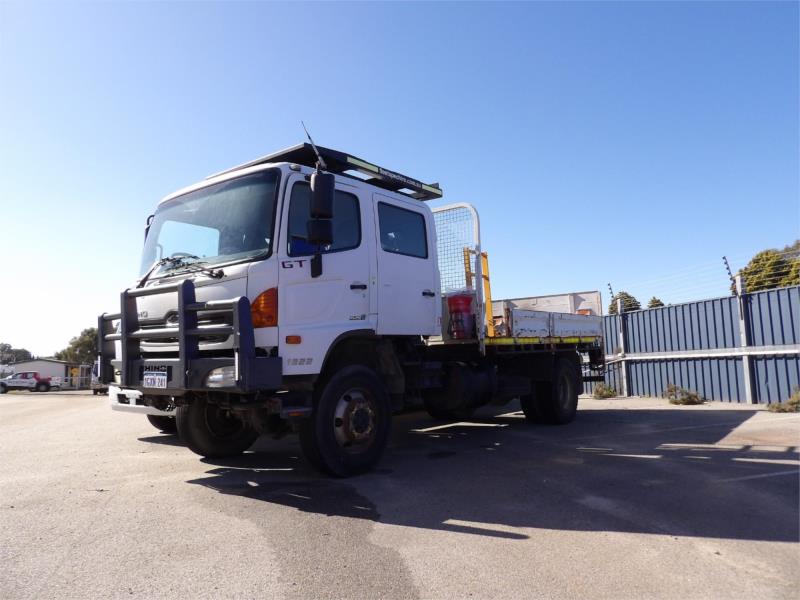 2012 Hino 500 Series Dual Cab Tray Top GT1322