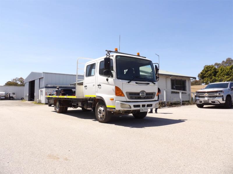2008 Hino 500 Series Dual Cab Tray Top FD1024