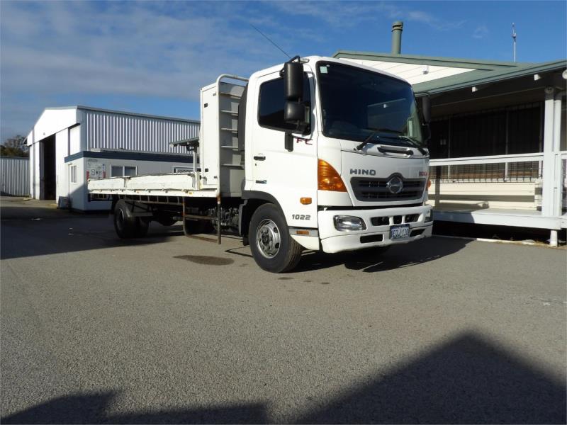 2014 Hino 500 Series Tray Top FC1022 Medium Long