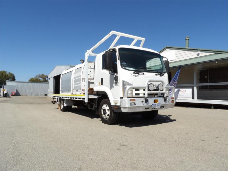 2010 ISUZU F Series Service Body FSR