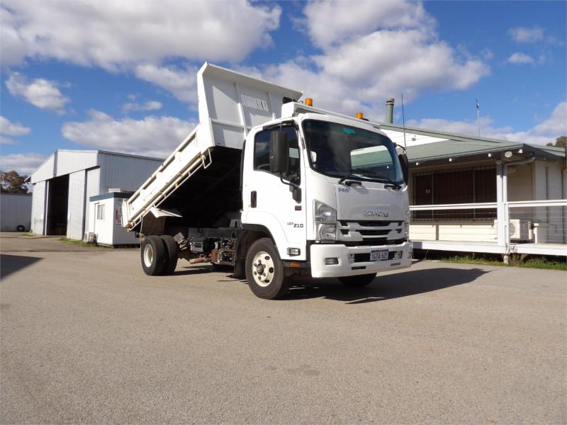 2018 Isuzu F Series Tipper FRR107-210