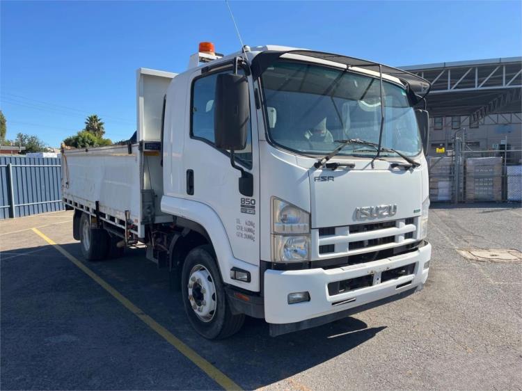 2016 Isuzu F Series Tipper FSR140/120-260