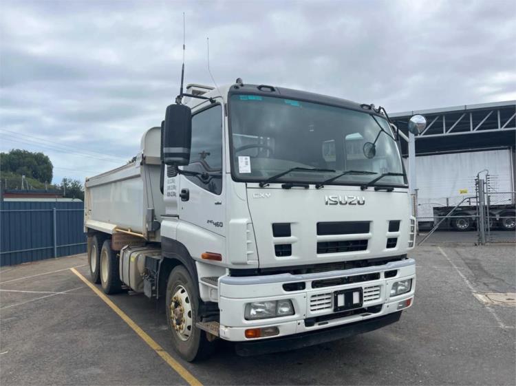 2019 Isuzu Giga Prime Mover CXY 240-460
