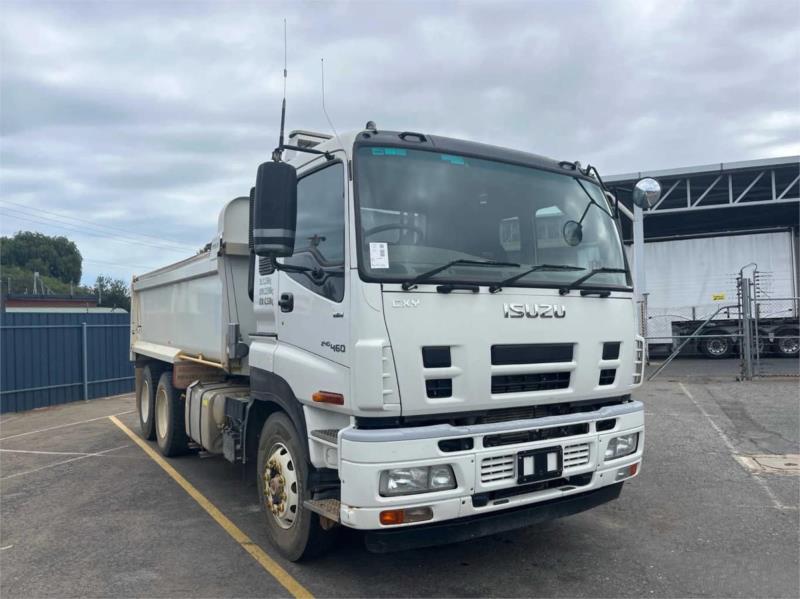 2019 Isuzu Giga Prime Mover CXY 240-460