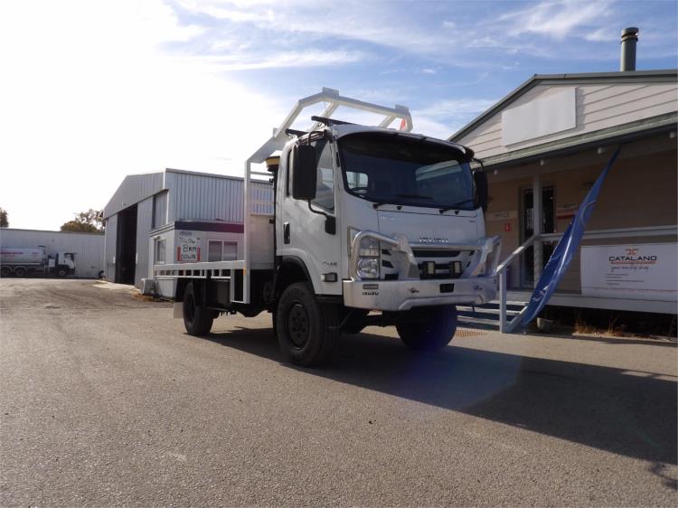 2018 Isuzu N Series Tray Top NPS