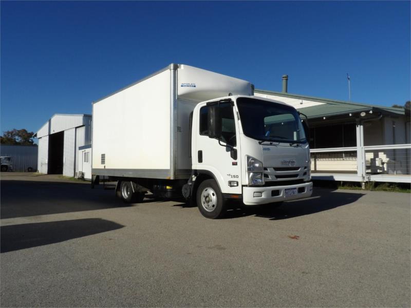 2021 Isuzu N Series Pantech NNR 45-150