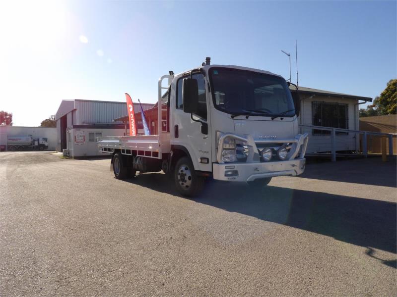 2019 Isuzu N Series Tray Top NPR 45/55-155